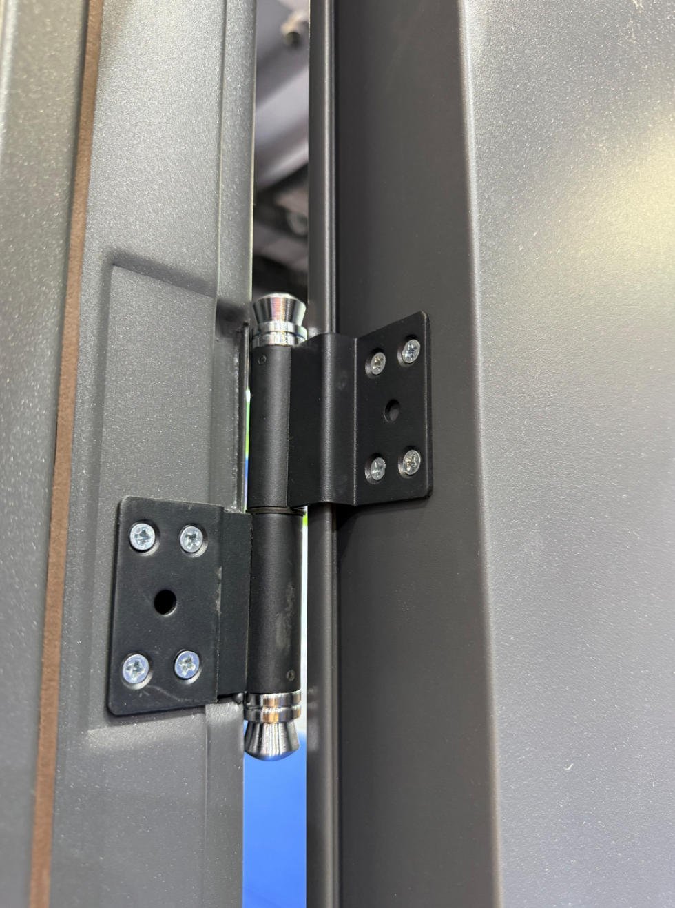 Economical Steel Security Entry Door - Durable Metal Door for Home Entrance & Warehouse - Image 4