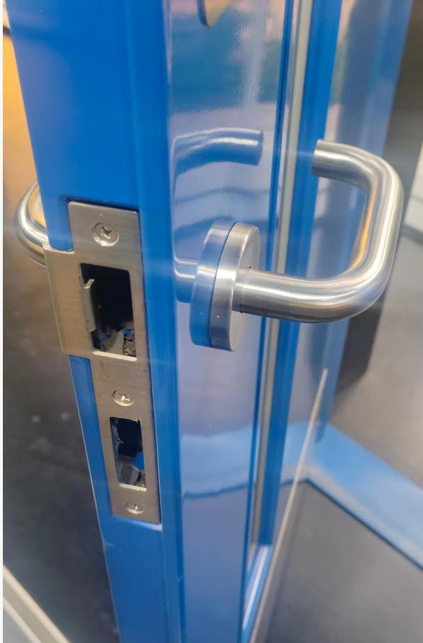 UL/WHI Certified Double Swing Steel Fire Door with Fire-Rated Glass for Mall & Hospital - Image 5