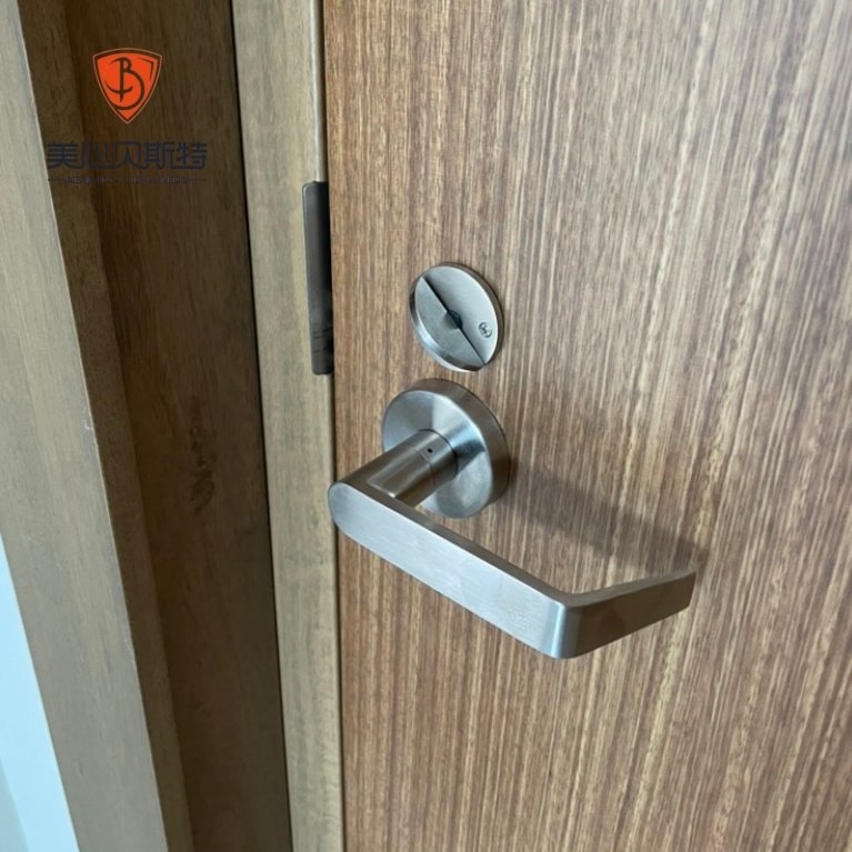 WH Certified Warnock Hersey 20 45 60 90 Mins Fire Rated Wooden Door for USA North America Hotel Project Solid Core Timber Door - Image 5