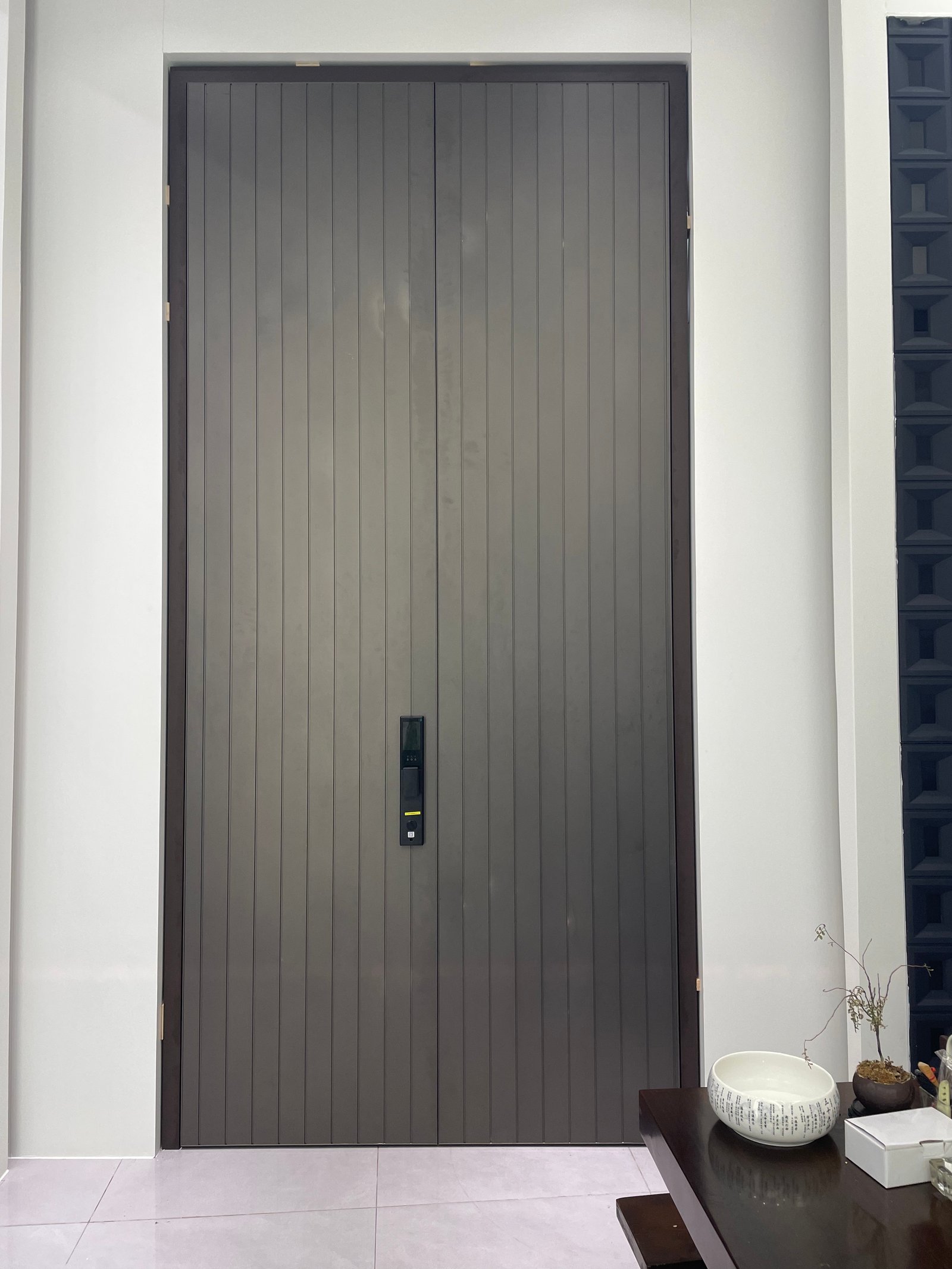 Low Maintenance Elegant Cast Aluminum Front Door Decorative Glass Farmhouse Supermarket Use Fire Prevention 5 Year Warranty - Image 6